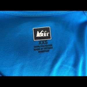 Blue XXS REI athletic shirt